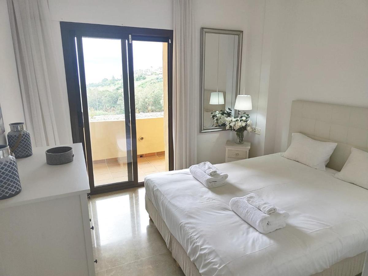 15 First Line Penthouse With Wonderful Seaview Near Duquesa Golf Manilva Andalucia Apartment Exterior photo
